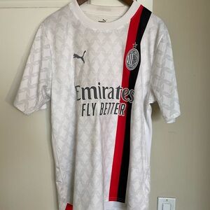 Puma Mens’s White and Black AC Milan Jersey -L